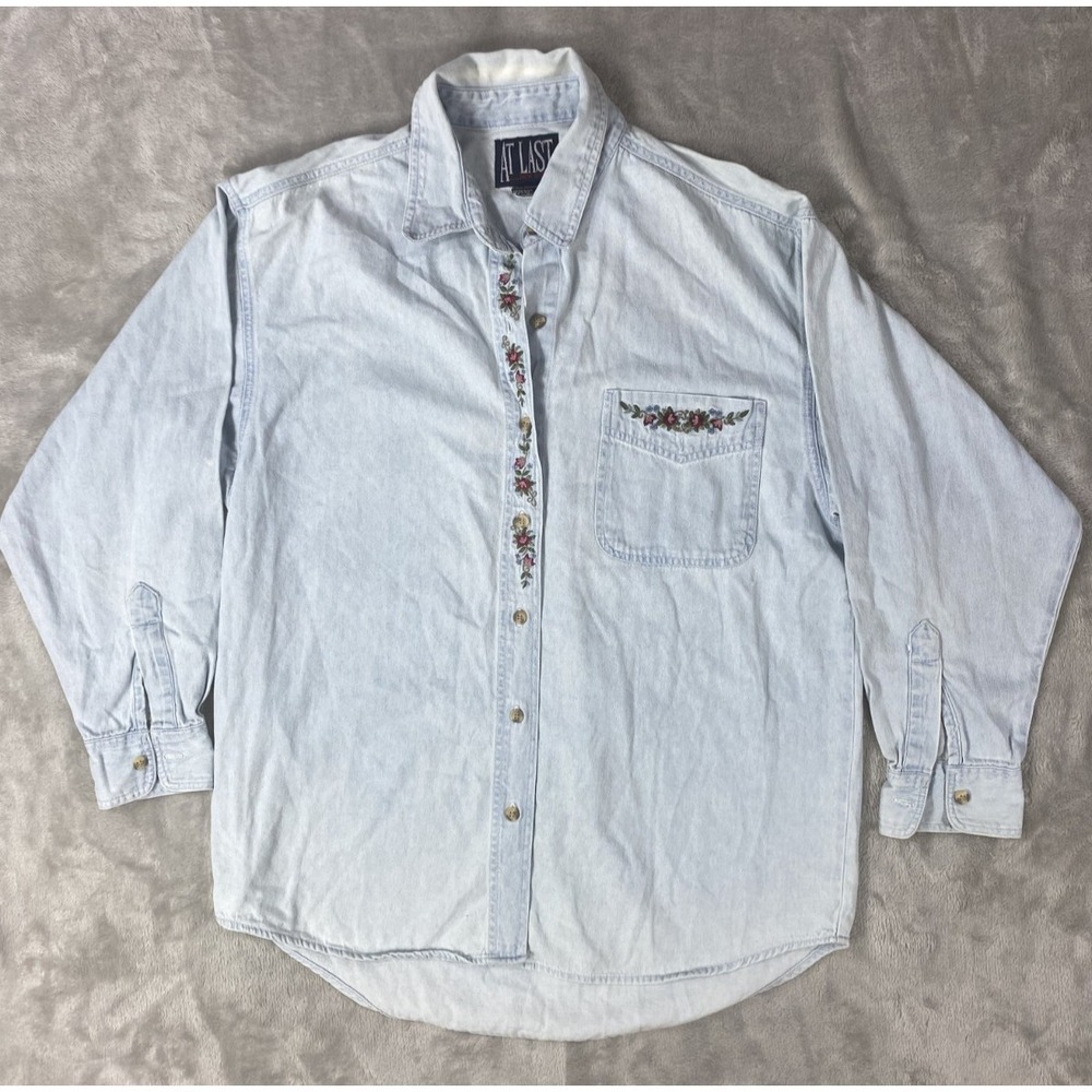 Vtg At Last & Co Shirt Women Medium Embroidered Denim Fall Shirt Cottage Country